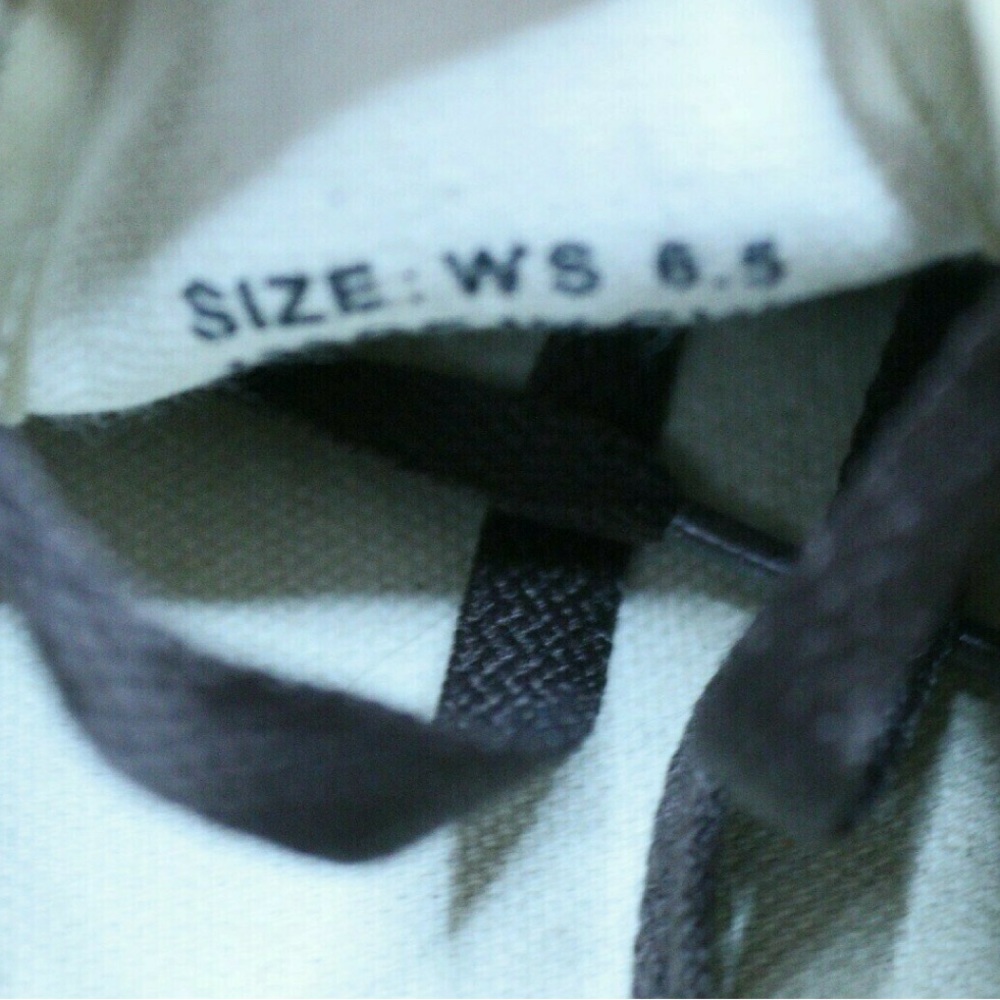 Custom Design Vans - Picture 5 of 14